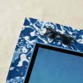 Surfen op oceaangolven strandlaken (In situ)