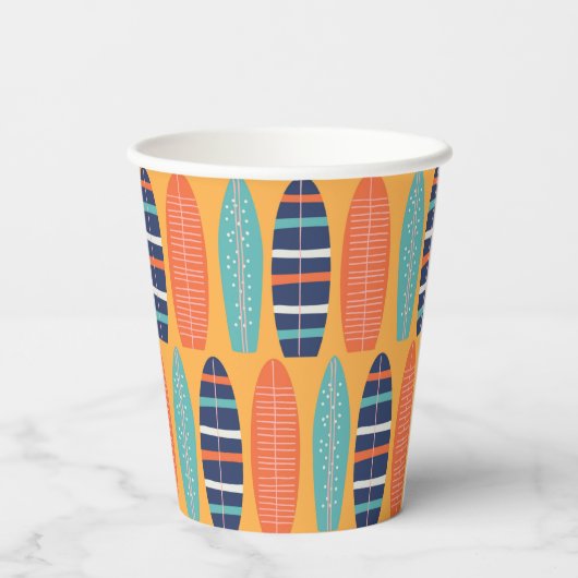 Surfen op surfplanken Oranje blauwe zomerzaterdag Papieren Bekers (Achterkant)