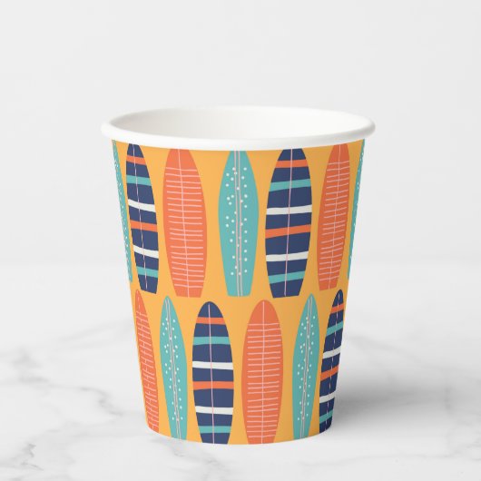 Surfen op surfplanken Oranje blauwe zomerzaterdag Papieren Bekers (Voorkant)