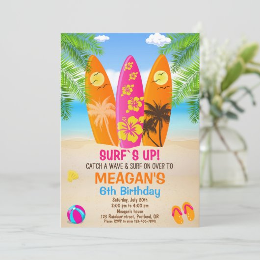 Surfen op verjaardagsuitnodiging Surfnaar op feest Kaart (Staand voorkant)