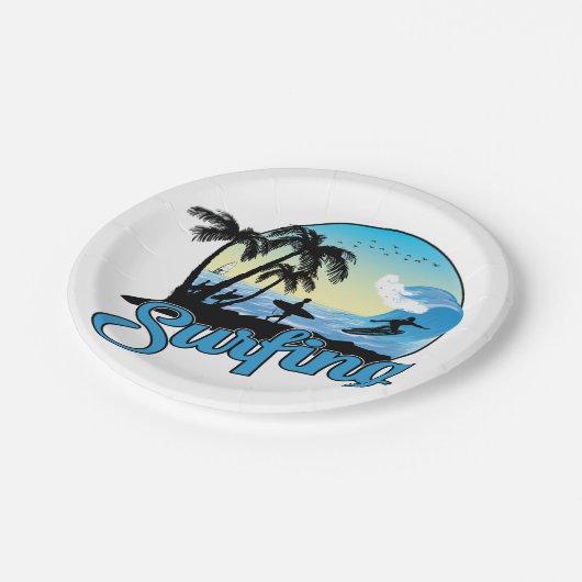 Surfen op Zee strand Papieren Bordje (Gekanteld)