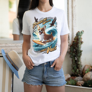 Surfen Welsh Corgi Catching Big Wave T-shirt
