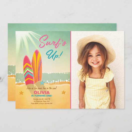 Surfende dag Uitnodiging Surf op strandmeisje (Voorkant / Achterkant)