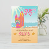 Surfende dag Uitnodiging Surf op strandmeisje (Staand voorkant)