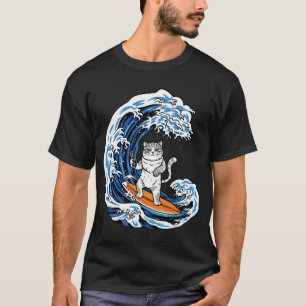 Surfende Kat op Epische Blauwe Golf – Cool Tekenfi T-shirt