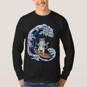 Surfende Kat op Epische Blauwe Golf – Cool Tekenfi T-shirt