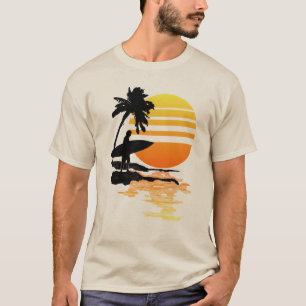 Surfende zonsopgang t-shirt