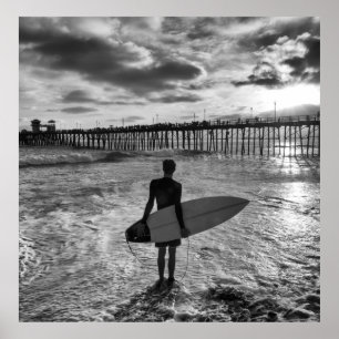 Surfer bij Oceanside Pier Poster