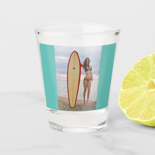 SURFER BIKINI GIRL SHOT GLASS GLASSEN SHOT GLAS (Voorkant)