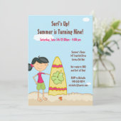 Surfer Girl Birthday Party Invitation Kaart (Staand voorkant)