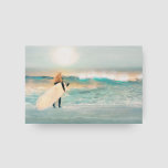 Surfer Girl Blue Ocean Waves Imitatie Canvas Print<br><div class="desc">Surfer girl en surfbord op een strand die uitkijken naar de tropische oceaangolven,  die op het punt staan te surfen. Oorspronkelijk kunstwerk KL Stock</div>