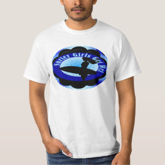 Surfer Girls krijgen natte T-shirt