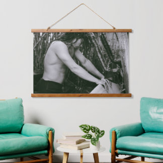 Surfer in Bamboe Douche Hout Overgoten Wandtapijt Hangend Wandkleed