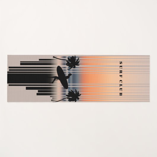 Surfer loopt naar strand op zonsondergang | SURF Yogamat (Voorkant (horizontaal))