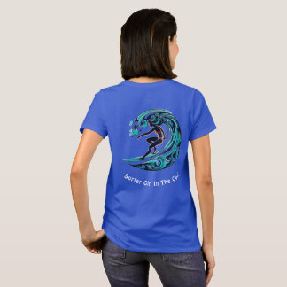 surfer meisje in de krul t-shirt