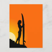 Surfer meisje, rode zonsondergang briefkaart (Voorkant)