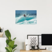 Surfer op een grote golf posterprint poster (Thuiskantoor)