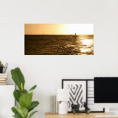 Surfer op Sunset - Oahu, Hawaii Poster (Thuiskantoor)