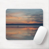 Surfer-roeiing naar de kust muismat (Met muis)