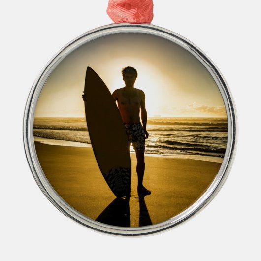 Surfer-silhouet tijdens zonsopgang metalen ornament (Voorkant)