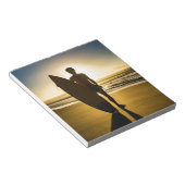 Surfer-silhouet tijdens zonsopgang notitieblok (Schuin)