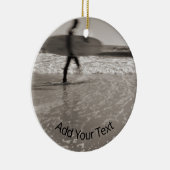 Surfer van Shirley Taylor Keramisch Ornament (Rechts)