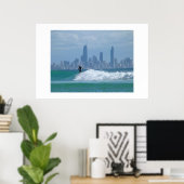 Surfer voor de Skyscrapers Poster (Thuiskantoor)
