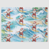 Surfing Santa is on big wave in Hawaii  Tissuepapier (Voorkant)
