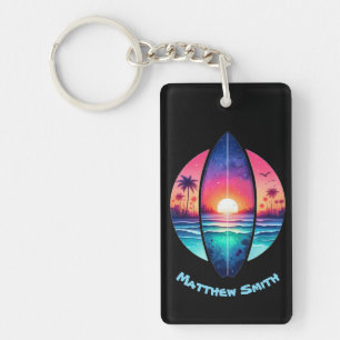 Surfplank in de zonsondergang sleutelhanger