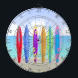 Surfplankbord voor strand dartbord<br><div class="desc">Surfboards Beach Dart Board heeft een strandachtergrond met zand, oceaan en hemel, zes kleurloos versierde surfplanken. Ideaal geschenk voor surfer in je leven. Inclusief zes brass darts (3 Amerikaanse vluchten onder Amerikaanse vlag en 3 Britse kunstvluchten). Regelbord (18 inch diameter, 1 inch dik). Bewerkt met aluminium lijst en haak. Dit...</div>
