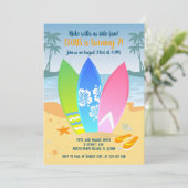 Surfplanken op het strandkinderfeestje kaart (Staand voorkant)