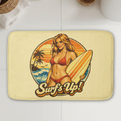 Surf's Up Bikini Pin-Up | Retro Surf Winkel Grafis Badmat