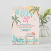 Surfs Up Verjaardags Strandfeest Uitnodiging (Staand voorkant)