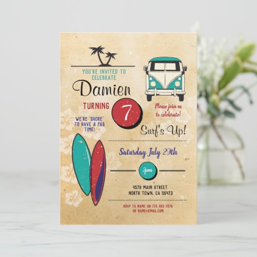 Surft omhoog! Surfende verjaardag Nodig het Beach  Kaart (Staand voorkant)