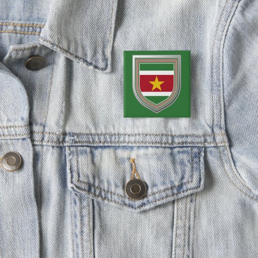 Suriname Flag Shield Vierkante Button 5,1 Cm (In situ)