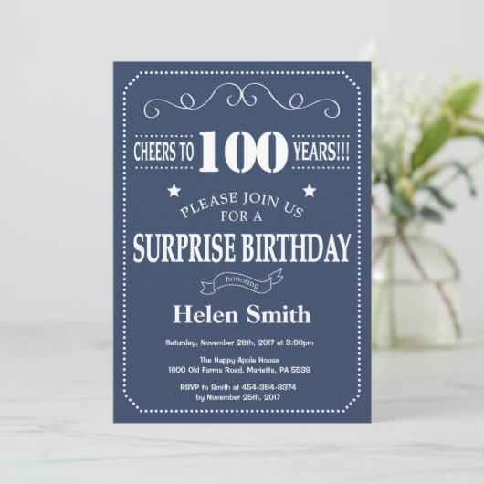 Surprise 100th Birthday Invitation Blue en Whit Kaart (Staand voorkant)