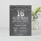 Surprise 16th Birthday Invitation Chalkboard Kaart (Staand voorkant)