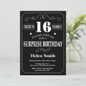 Surprise 16th Birthday Invitation Chalkboard Kaart (Staand voorkant)