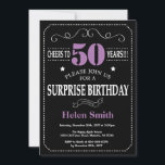 Surprise 50th Birthday Invitation Paars and Black Kaart<br><div class="desc">Verrassend 50e verjaardag Uitnodiging Paars en Zwarte Typografie. Chalkboard. Zwart-witte achtergrond. Volwassen verjaardag. Mannelijke Mannen of vrouwen: Birthday. Kinder jongen of meisje Lady Teenage Bday Invite. 13e 15e 16e 18e 21e 30e 40e 50e 60e 70e 90e 100e. Elke leeftijd. Voor verdere aanpassing, te klikken gelieve de knoop "van de Aanpassing...</div>