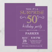 Surprise 50th Birthday Invitation Paars and Gold Kaart (Voorkant / Achterkant)