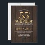 Surprise 55th Wedding Jubileum - Wood Gold Kaart<br><div class="desc">Verrassend 55th Wedding Jubileum Celebration Invitation. Elegant superslank design met donkerbruin hout en faux glitter goudpatroon. Kenmerkt elegant manuscriptdoopvont. Bericht me als u verdere aanpassing nodig hebt.</div>