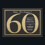 Surprise 60th Birthday Invitation Gold Glitter Kaart<br><div class="desc">Verrassend 60ste uitnodiging op de verjaardag. Zwarte en goudglitter Birthday Party nodigt uit met een achtergrond van het karton. Verrassende verjaardag. Volwassen verjaardag. Mannen of Vrouwen Bday Bash Party. Voor verdere aanpassing,  te klikken gelieve de knoop "van de Aanpassing het"en ons ontwerphulpmiddel te gebruiken om deze sjabloon te wijzigen.</div>