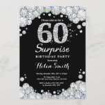 Surprise 60th Birthday Invitation Silver Diamond Kaart<br><div class="desc">Verrassend 60ste uitnodiging op de verjaardag. Silver Rhinestone Diamond Chalkboard Achtergrond. Elegant Birthday Bash nodigt uit. Zwart-wit. Volwassen verjaardag. Vrouwendag. Mannen op zaterdag. Voor verdere aanpassing,  te klikken gelieve de knoop "van de Aanpassing het"en ons ontwerphulpmiddel te gebruiken om deze sjabloon te wijzigen.</div>