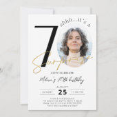 Surprise 70th Birthday Gold Photo Invitation Kaart (Voorkant)