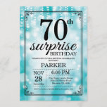 Surprise 70th Birthday Invitation Blauwgroen Glitt Kaart<br><div class="desc">Verrassend 70th Birthday Uitnodiging met de Blauwgroen Lichten van het Koord met de Blauwgroen Achtergrond van Glitter. Blauwgroen verjaardag. Volwassen verjaardag. Mannen of vrouwen uitgenodigd. 13e 15e 16e 18e 21e 30e 40e 50e 60e 70e 90e 100e, elke leeftijd. Voor verdere aanpassing, te klikken gelieve de knoop "van de Aanpassing het"en...</div>