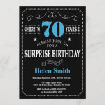 Surprise 70th Birthday Invitation Blue en Black Kaart<br><div class="desc">Verrassend 70e verjaardag Uitnodiging blauw en Zwarte Typografie. Chalkboard. Zwart-witte achtergrond. Volwassen verjaardag. Mannelijke Mannen of vrouwen: Birthday. Kinder jongen of meisje Lady Teen Teenage Bday Invite. 13e 15e 16e 18e 21e 30e 40e 50e 60e 70e 80e 90e 100e. Elke leeftijd. Voor verdere aanpassing, te klikken gelieve de knoop "van...</div>