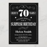 Surprise 70th Birthday Invitation Chalkboard Kaart<br><div class="desc">Verrassend 70e verjaardag Uitnodigingskarton. Zwart-witte achtergrond. Volwassen verjaardag. Mannelijke Mannen of vrouwen: Birthday. Kinder jongen of meisje Lady Teen Teenage Bday Invite. 13e 15e 16e 18e 21e 30e 40e 50e 60e 70e 80e 90e 100e. Elke leeftijd. Voor verdere aanpassing, te klikken gelieve de knoop "van de Aanpassing het"en ons ontwerphulpmiddel...</div>