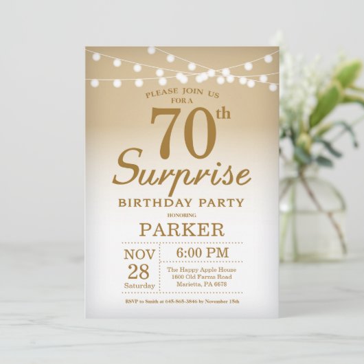 Surprise - 70th Birthday Invitation Gold Kaart (Staand voorkant)