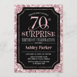 Surprise 70th Birthday Party - Roos Goud Zwart Kaart<br><div class="desc">Verrassing 70e verjaardag viering uitnodiging. Elegant stijlvol ontwerp in zwart en faux glitter roos gouden motief. Beschikt over een elegant scriptlettertype. Stuur me een bericht als je verder moet worden aangepast.</div>