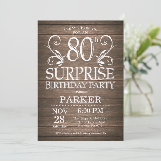 Surprise 80th Birthday Invitation Rustic Wood Kaart (Staand voorkant)